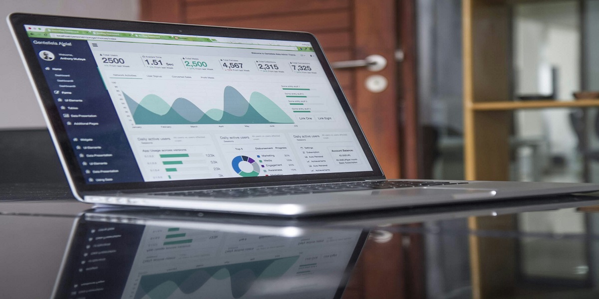 What Is The Difference Between Saving and Investing?