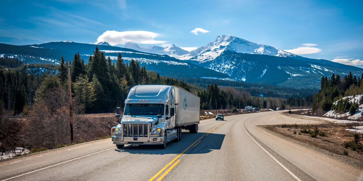 5 Ways Trucking Dispatch Software Can Help Improve Your Business