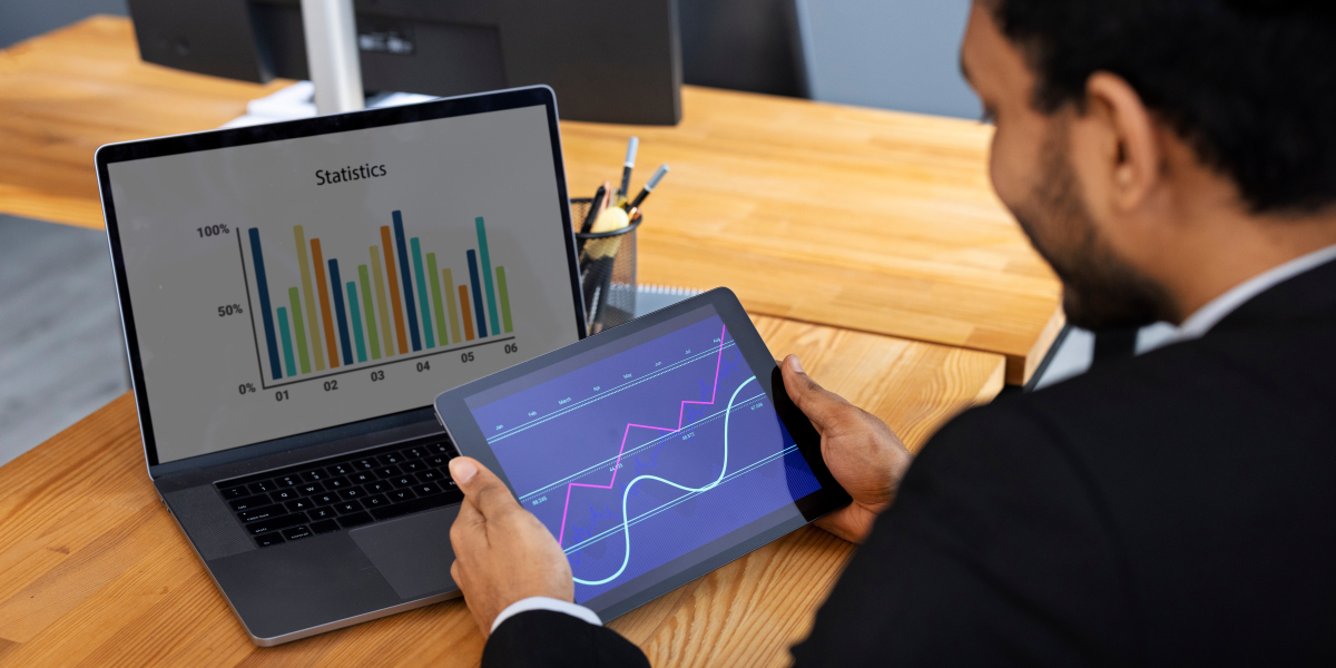 How Data Analytics Helps Businesses Increase Revenue