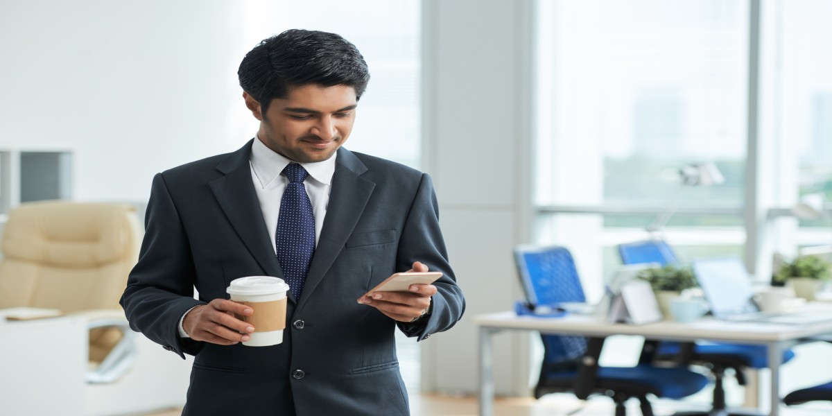 What Makes a Smartphone Good for Business Use